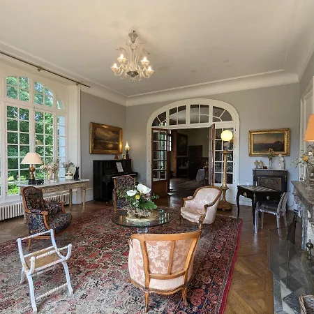 Chateau De Lavaud Montbron