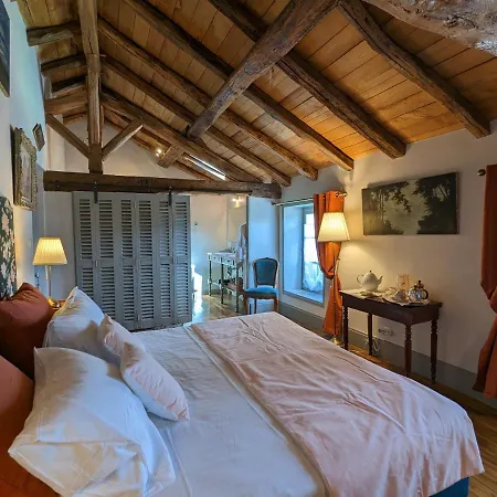 Chateau De Lavaud Montbron