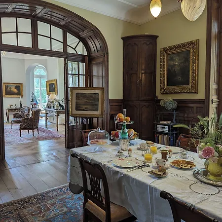 Chateau De Lavaud Montbron