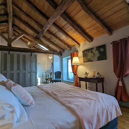 Maison d'hôtes Chateau De Lavaud